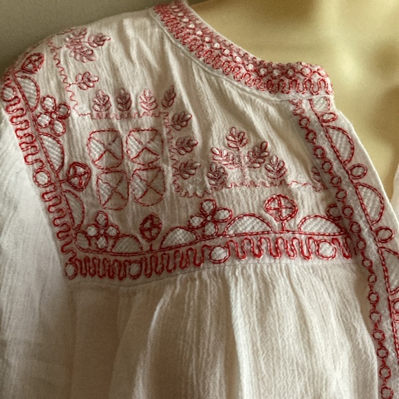 Lucky Brand Top Size Large white with red embroidery three-quarter sleeves. - Picture 3 of 5